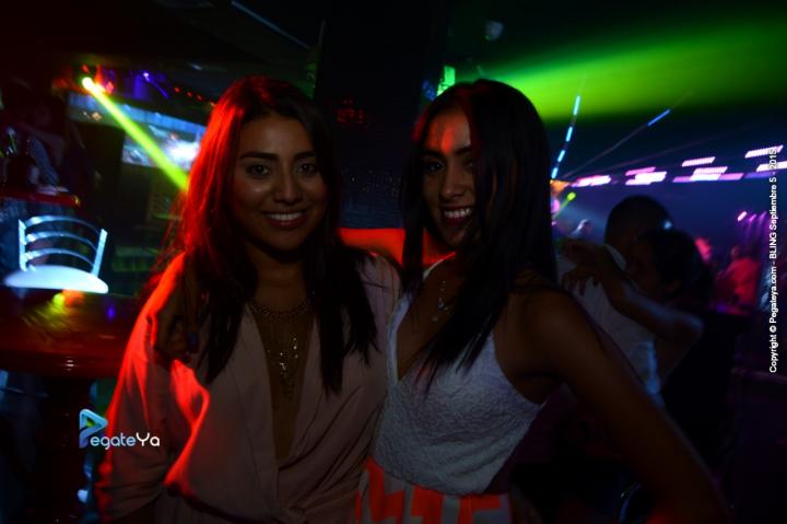 Foto 15 de BLING - sabado 5 Sep 2015 en Bar Bling Bucaramanga, Bucaramanga