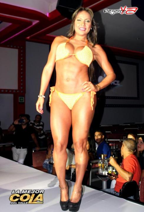 Foto 68 de La Mejor Cola del Valle 2014 ( Final ) en Space Menga, Cali