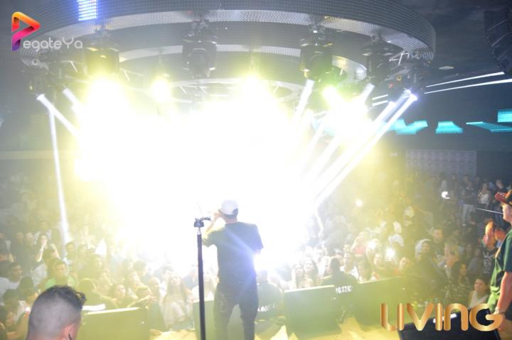 Foto 107 de Living - 3er & 4To Fds Octubre 2016 en Living Night Club, Cali