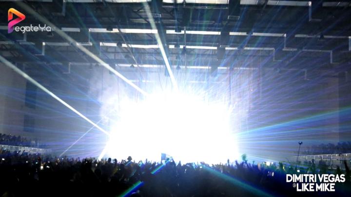 Foto 200 de Dimitri Vegas & Like Mike en Dimitri Vegas & Like Mike, Cali