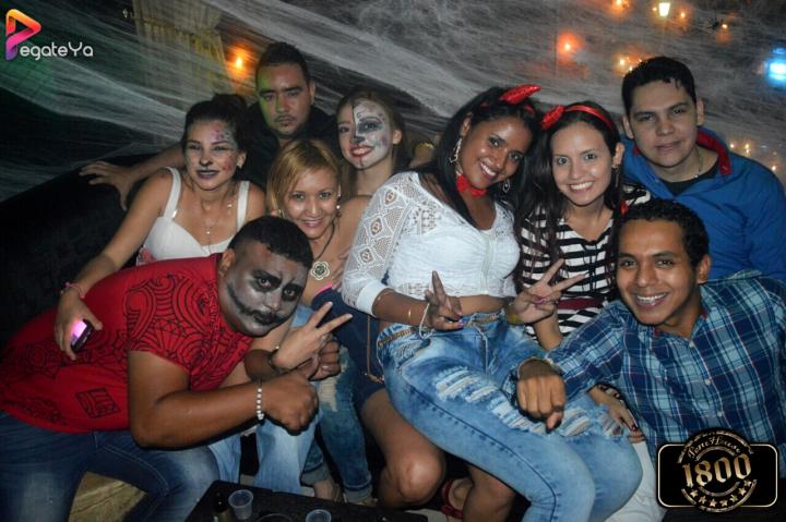 Foto 42 de 1800 Halloween 2015 - en Penthouse 1800, Cali