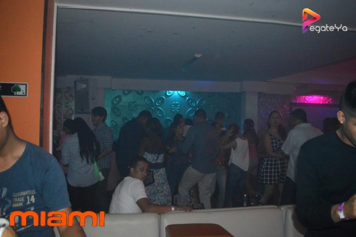 Foto 21 de Miami Bar . 5to FDS Abril 2015 en Miami Bar Cali, Cali