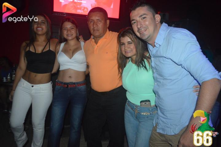 Foto 13 de La Lora Bar - 1er Fds Abril 2016 en La Lora Bar, Cali