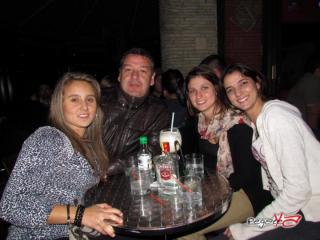 Foto 12 de Diciembre 29-30 del 2011 en Bar la Plaza Delicatessen Manizales, Manizales