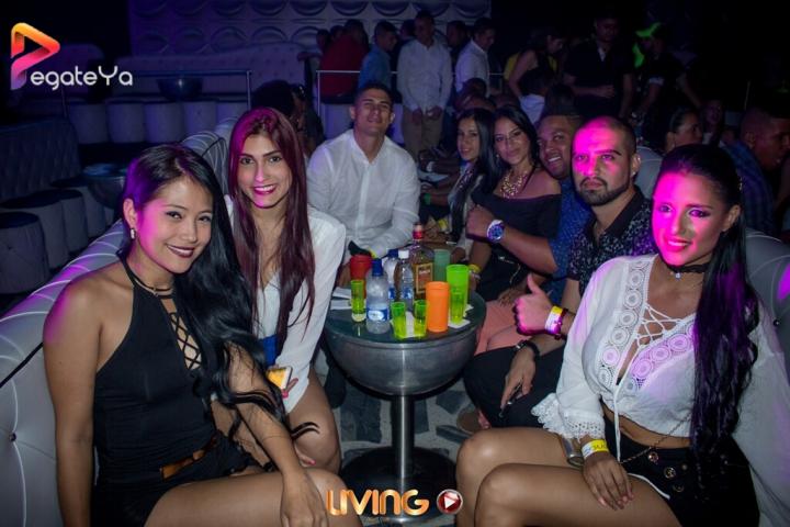 Foto 39 de Living - 1er & 2do Fds Agosto 2016 en Living Night Club, Cali