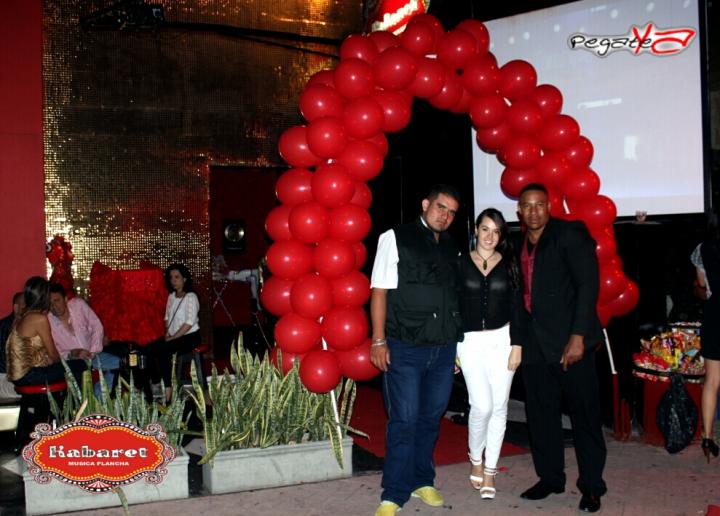Foto 6 de Kabaret Bar - Amor y Amistad en Kabaret - Granada, Cali
