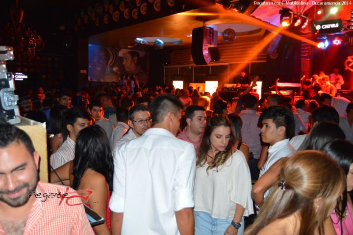 Foto 10 de Fotos Peter Manjarres en Discoteca Matildelina Bucaramanga, Bucaramanga