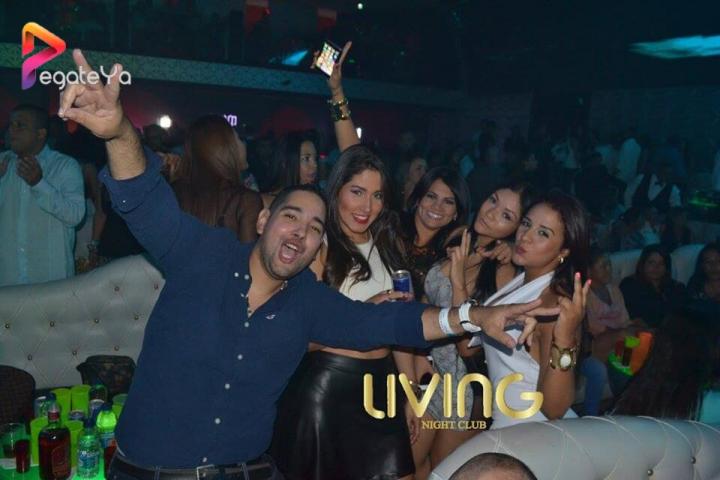 Foto 21 de Living Night Club - 1er fds Mayo 2016 en Living Night Club, Cali
