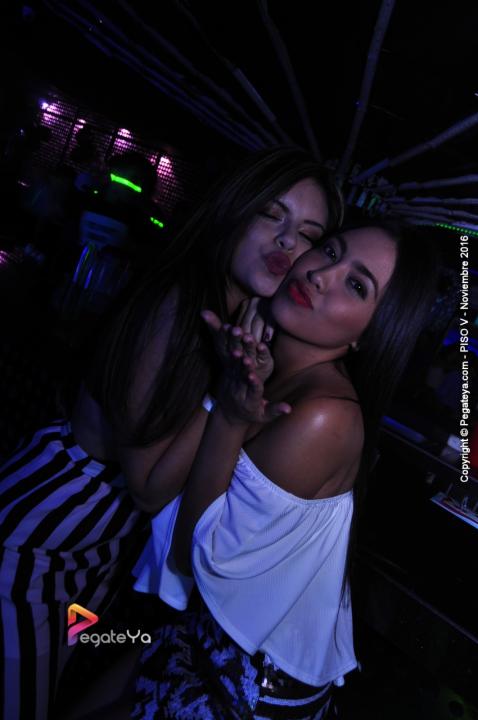 Foto 7 de Piso V - sabado 19 de Nov 2016 en Bar Piso V Bucaramanga, Bucaramanga