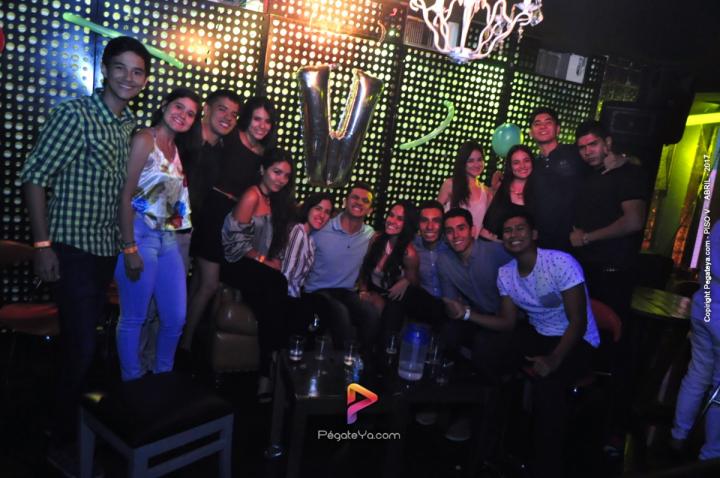 Foto 26 de PISO V - Sabado 8 de abril de 2017 en Bar Piso V Bucaramanga, Bucaramanga