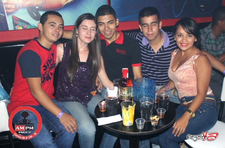 Foto 6 de Ampm Bar - 1er FDS de Nov. 2014 en Am / PM Bar - Cali, Cali
