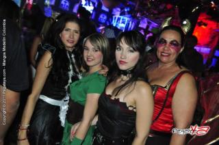 Foto 30 de Mangos Halloween 2011 Dia 2 en Discoteca Mangos Medellin, Medellín