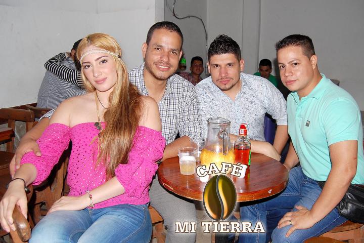 Foto 10 de Cafe mi Tierra - 3er Fds Abril 2016 en Cafe Mi Tierra, Cali