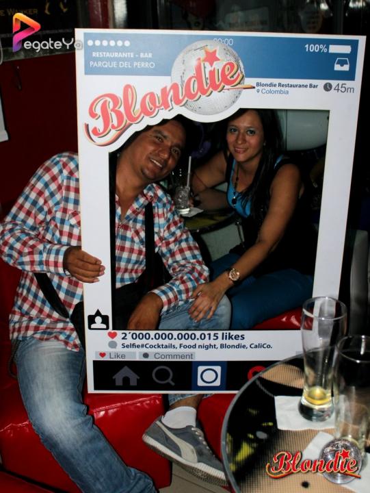Foto 45 de Blondie - Amor y Amistad 2015 en Blondie Bar Cali, Cali