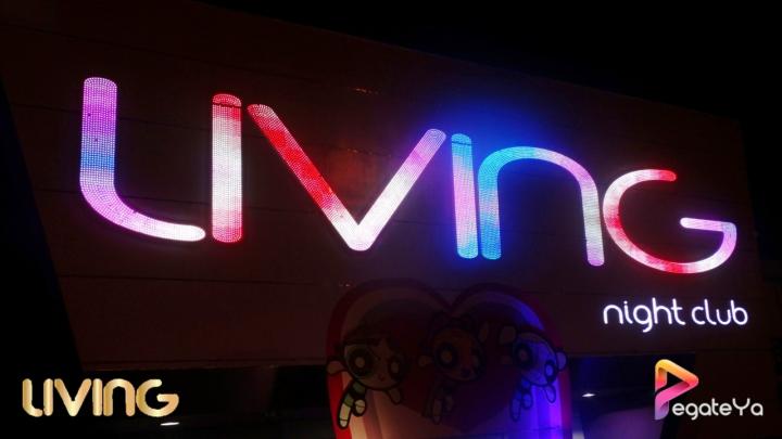 Foto 38 de Living - 4to FDS Marzo 2015 en Living Night Club, Cali