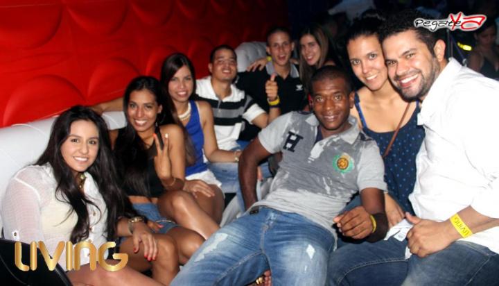 Foto 55 de Living Night Club - Oct 4 en Living Night Club, Cali