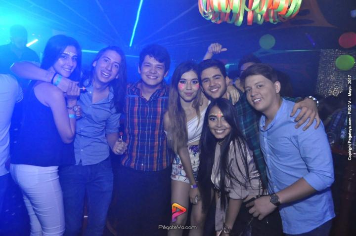 Foto 45 de PISO V - 27 de mayo de 2017 en Bar Piso V Bucaramanga, Bucaramanga