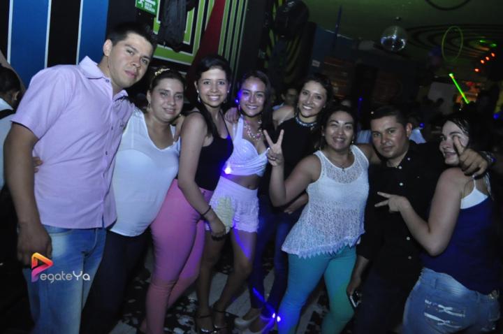 Foto 35 de El Manicomio sábado 06 de junio 2015 en Discoteca El Manicomio Bucaramanga, Bucaramanga