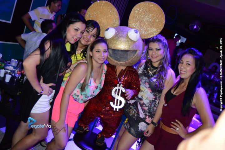 Foto 23 de El Manicomio sábado 29 de agosto 2015 en Discoteca El Manicomio Bucaramanga, Bucaramanga