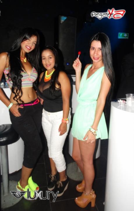 Foto 28 de Luxury - Nov 15 y 22 del 2014 en Discoteca Luxury Medellin, Medellín