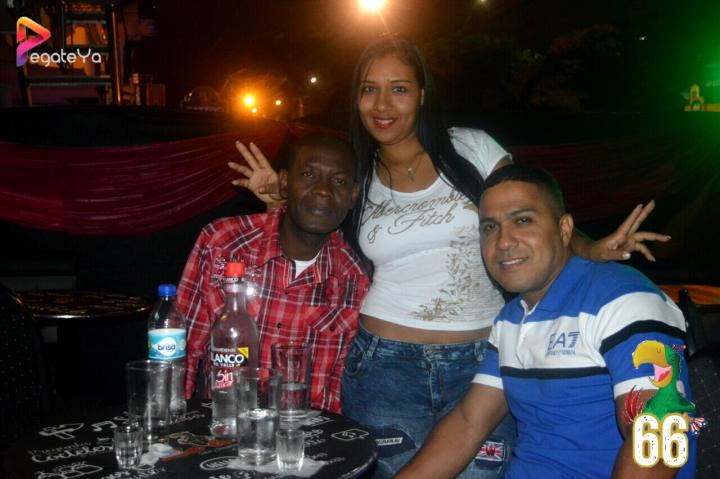 Foto 23 de La lora Bar - 5TO Fds Abril 2016 en La Lora Bar, Cali