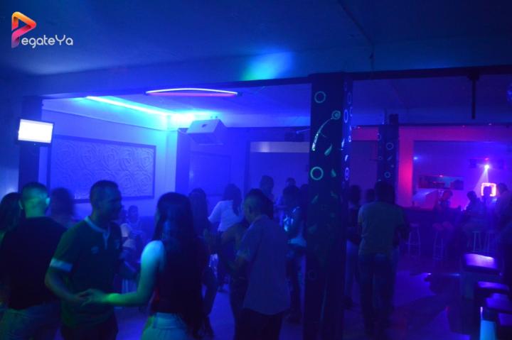 Foto 27 de Ahma Bar - 4to FDS Enero 2016 en Ahma Cali, Cali