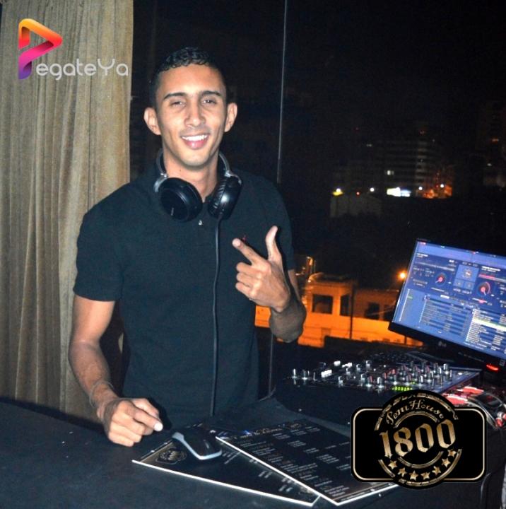 Foto 10 de Penthouse 1800 - 2do FDS Junio 2015 en Penthouse 1800, Cali