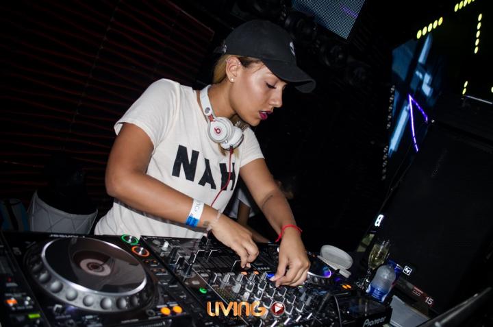 Foto 6 de Living - 2do Fds Febrero 2017 en Living Night Club, Cali