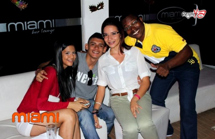 Foto 23 de Miami Bar - Halloween 2014 en Miami Bar Cali, Cali