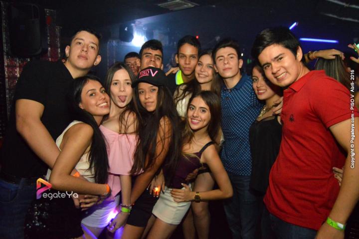 Foto 76 de PISO V - Sabado 16 de abril 2016 en Bar Piso V Bucaramanga, Bucaramanga