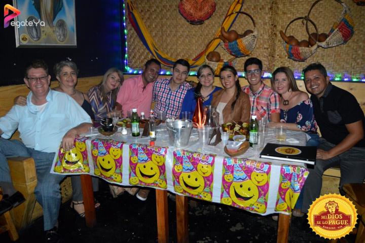 Foto 27 de Mi Dios se lo Pague - 2DO Fds Febrero 17 en Fonda Mi Dios Se Lo Pague, Cali