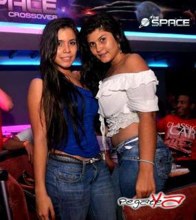 Foto 17 de Binomio de Oro y los Van Van de Cuba en Space Menga, Cali