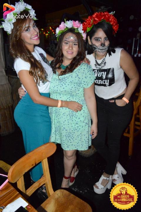 Foto 3 de Mi Dios Se Lo Pague - Hallowen 2016 en Fonda Mi Dios Se Lo Pague, Cali