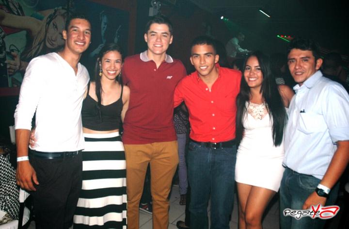 Foto 35 de Ampm Bar - Sept 13 2014 en Am / PM Bar - Cali, Cali