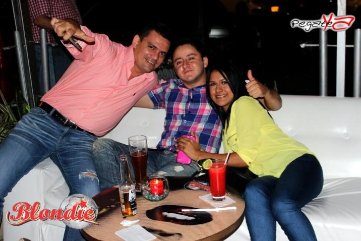 Foto 22 de Blondie - 5t0 FDS Nov 2014 en Blondie Bar Cali, Cali