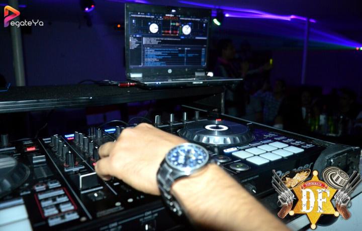 Foto 23 de EL DF - 3er FDS Julio 2017 en El DF Club Discoteca