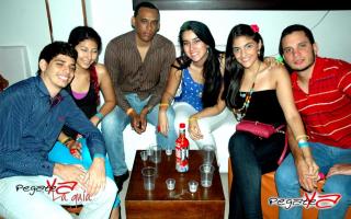 Foto 23 de Enero 19 del 2012 en Miami Bar Cali, Cali