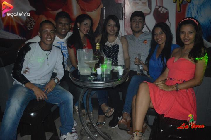 Foto 23 de La lora Bar - 3er Fds Dic 2016 en La Lora Bar, Cali