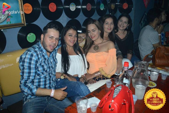Foto 49 de Mi Dios se lo Pague - 4to Fds Abril 17 en Fonda Mi Dios Se Lo Pague, Cali