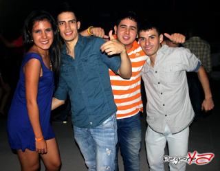 Foto 16 de Junio 15 del 2o13 en Living Night Club, Cali