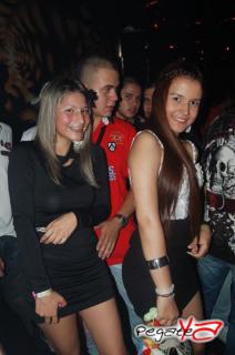 Foto 42 de The End 10 de Marzo en THE END Discoteca Medellin, Medellín