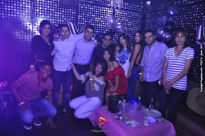 Foto 37 de PISO V - Sábado 3 de Mayo de 2017 en Bar Piso V Bucaramanga, Bucaramanga