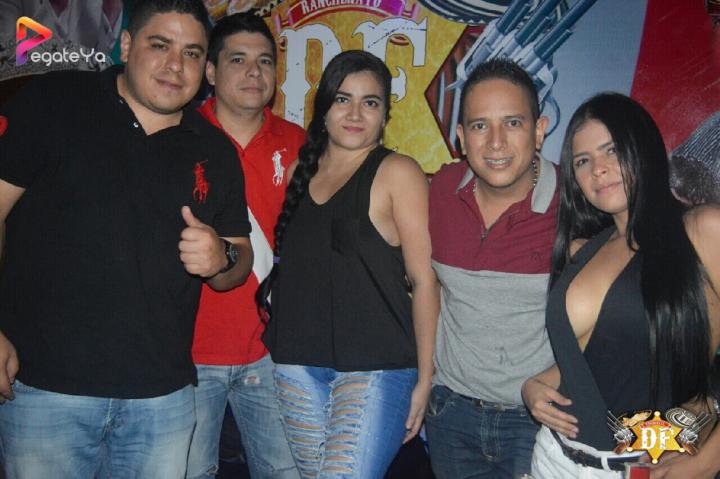 Foto 3 de El Df - 3er Fds Febrero 2017 en El DF Club Discoteca