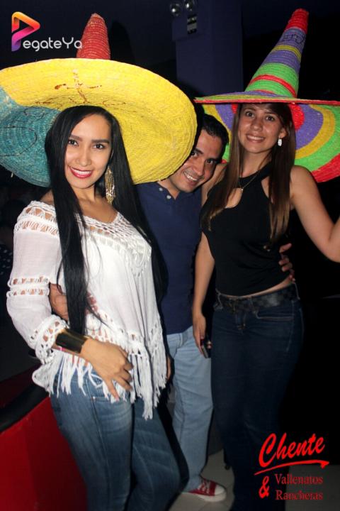 Foto 25 de Chente - 1er FDS Mayo 2016 en CHENTE Vallenatos y Rancheras, Cali