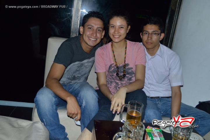 Foto 10 de Broadway Pub en Broadway Pub Bar - Restaurante, Villavicencio