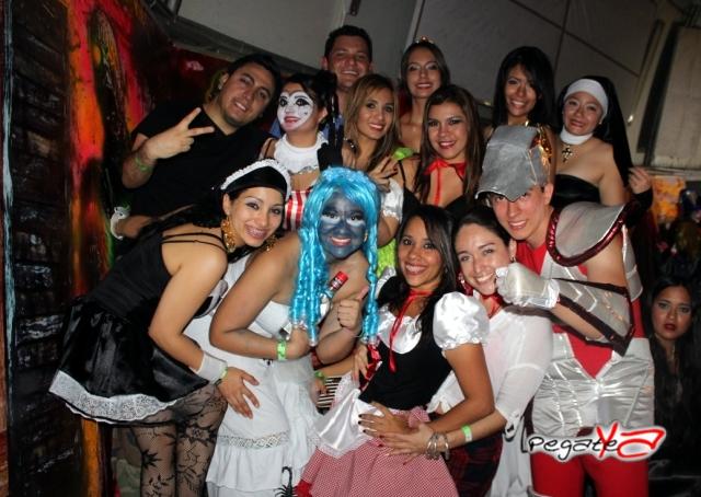 Foto 239 de Lolas - Halloween 2014 en Lolas Club Menga Cali, Cali