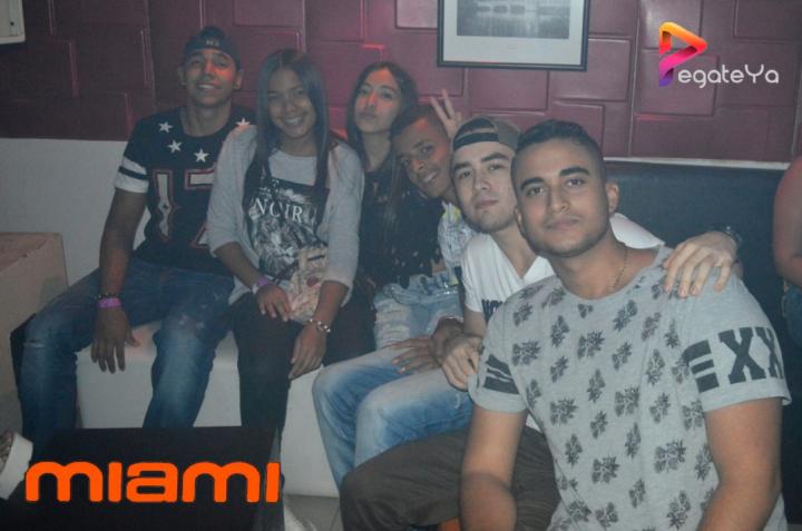 Foto 23 de Miami Bar . 5to FDS Abril 2015 en Miami Bar Cali, Cali