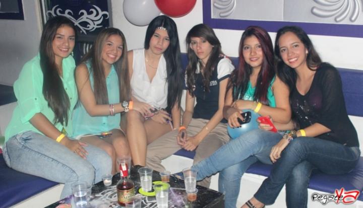 Foto 5 de Ahma Bar - 4to FDS Nov 2014 en Ahma Cali, Cali