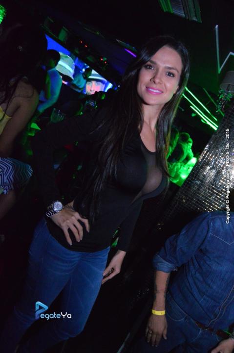 Foto 11 de PISO 5 - sabado 19 DIC 2015 en Bar Bling Bucaramanga, Bucaramanga