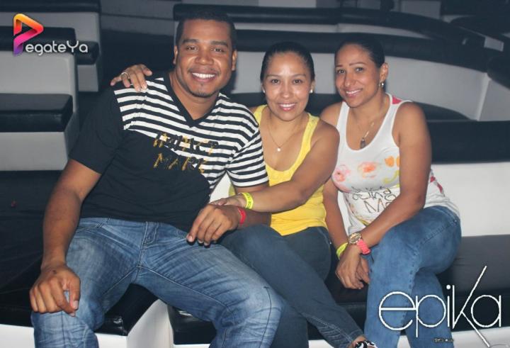 Foto 11 de Epika - Amor y Amistad 2015 en Epika Night Club, Cali